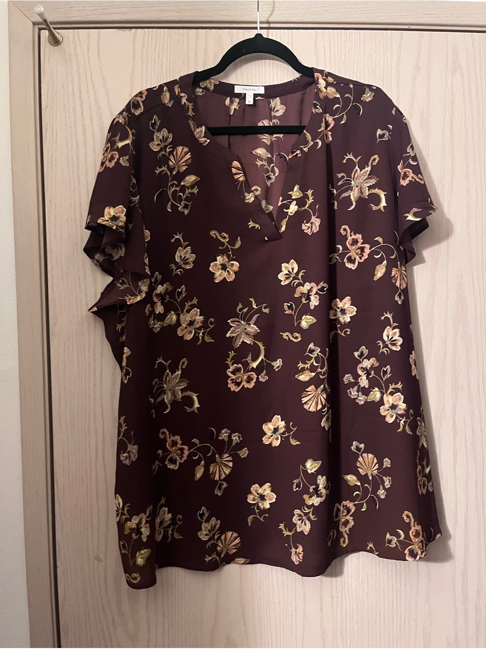 Maurices Burgundy Floral V-Neck Flutter Sleeve Tunic